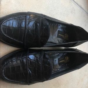 Kashani by take 6 size 9 black